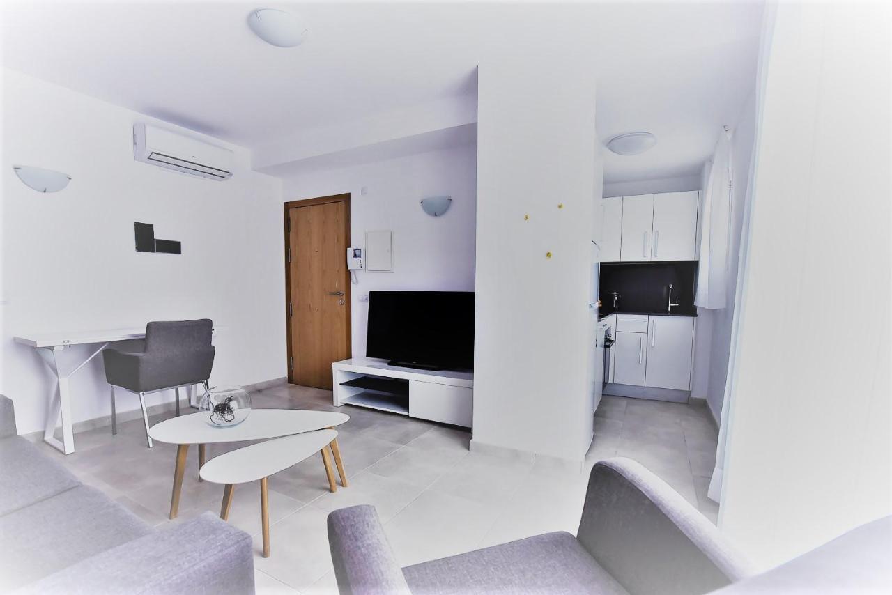 Sal Mar Suites Санта-Эулалия-дель-Рио Экстерьер фото